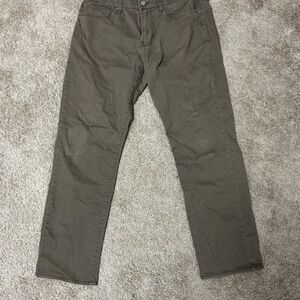 Lucky Brand Men's Tan Chinos